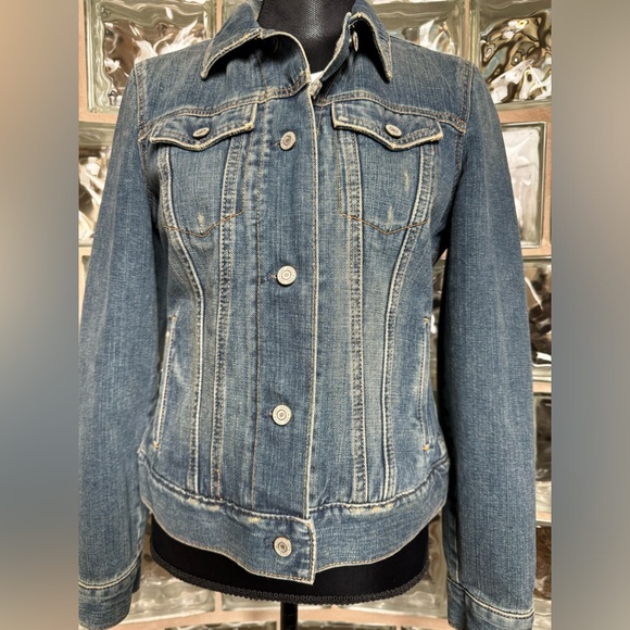 GAP Vintage Women’s Sherpa Lined Jean Jacket Size Medium Preowned/GOOD Condition - Picture 4 of 11